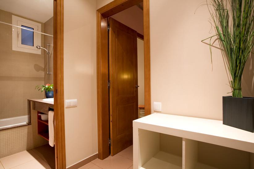 Bcngotic 13 Apartment Barcelona Ngoại thất bức ảnh